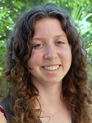 Sydney Lewis headshot