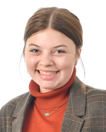 Kelsey McKnight headshot